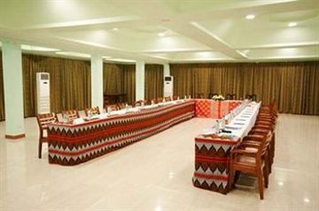 Chavda Hotel 3*